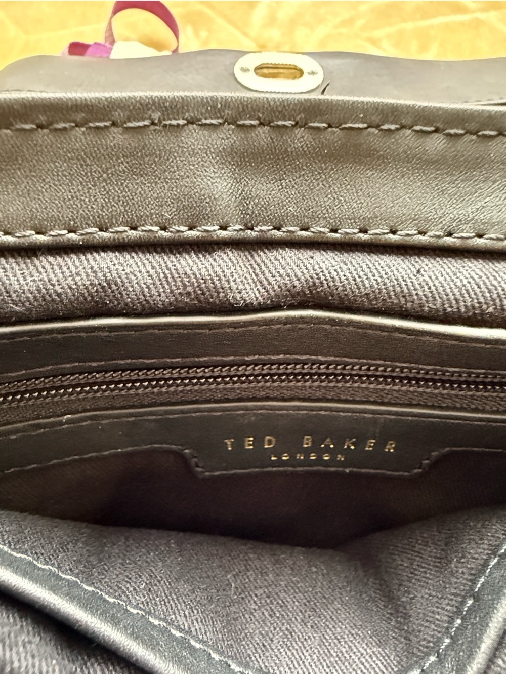 Ted Baker Black Leather Shoulder Bag with Gold Floral Turn-Lock - Picture 9 of 10